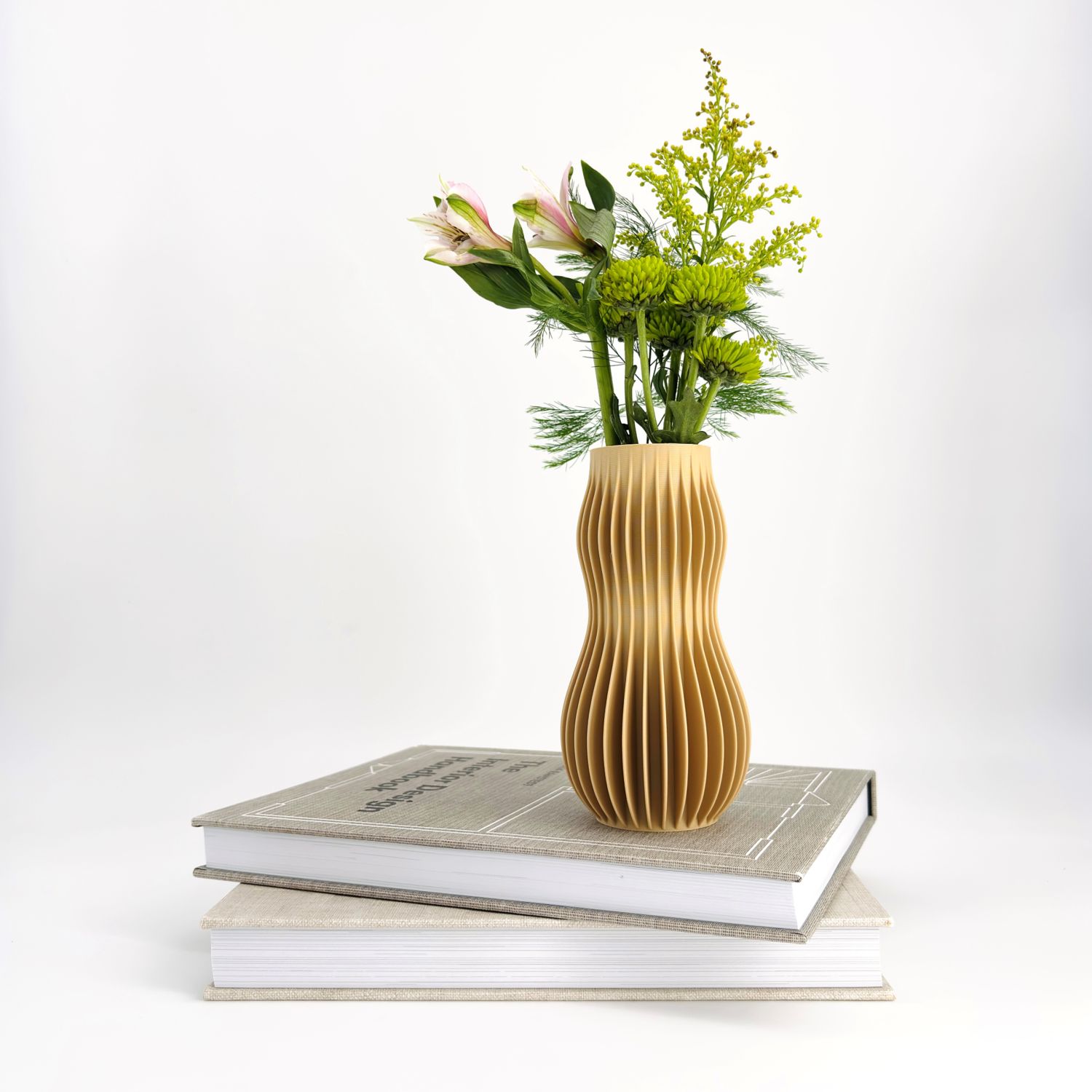 Sonnihaus Studio: HOLI Vase – Hazelnut Product Image 6 of 6