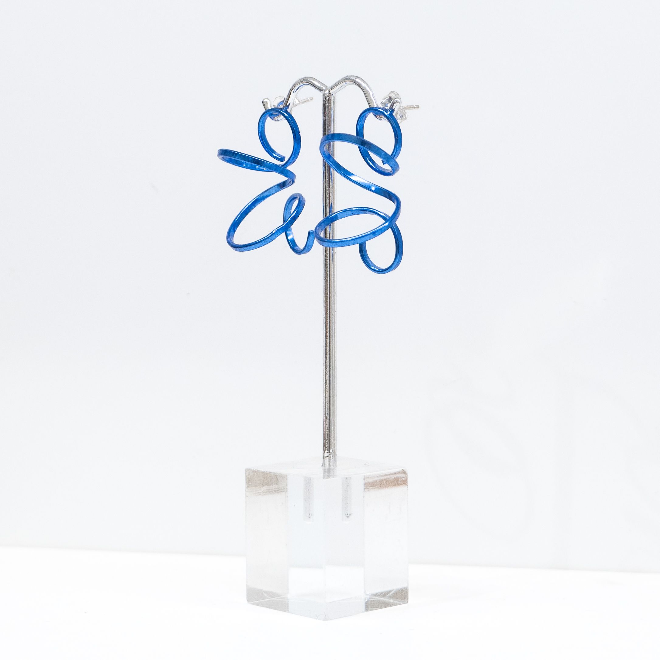 Eunice Lin Designs: Medium Spiral Earrings in Blue Product Image 3 of 3
