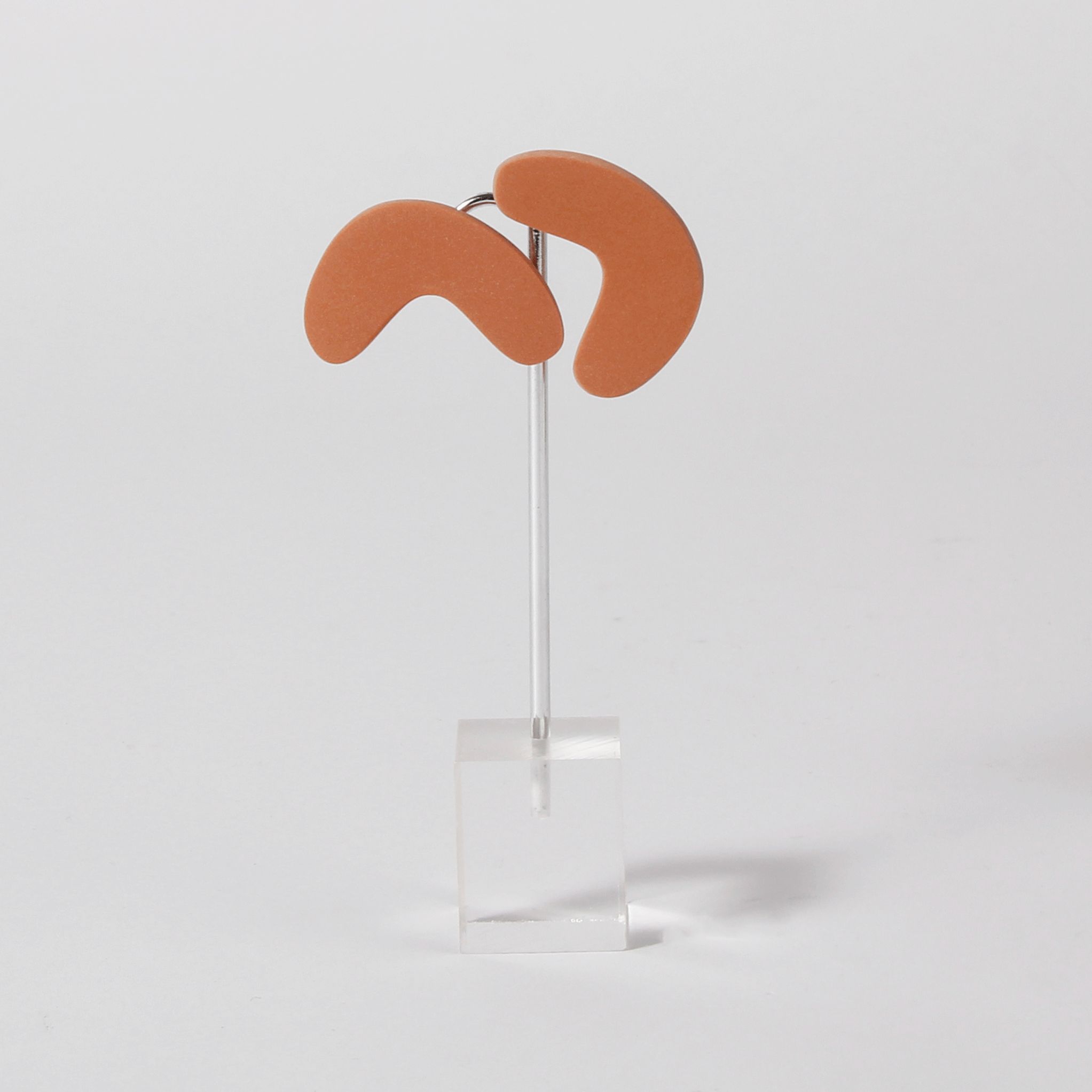 Adé Studio: Noa Earrings in Brown Product Image 1 of 2