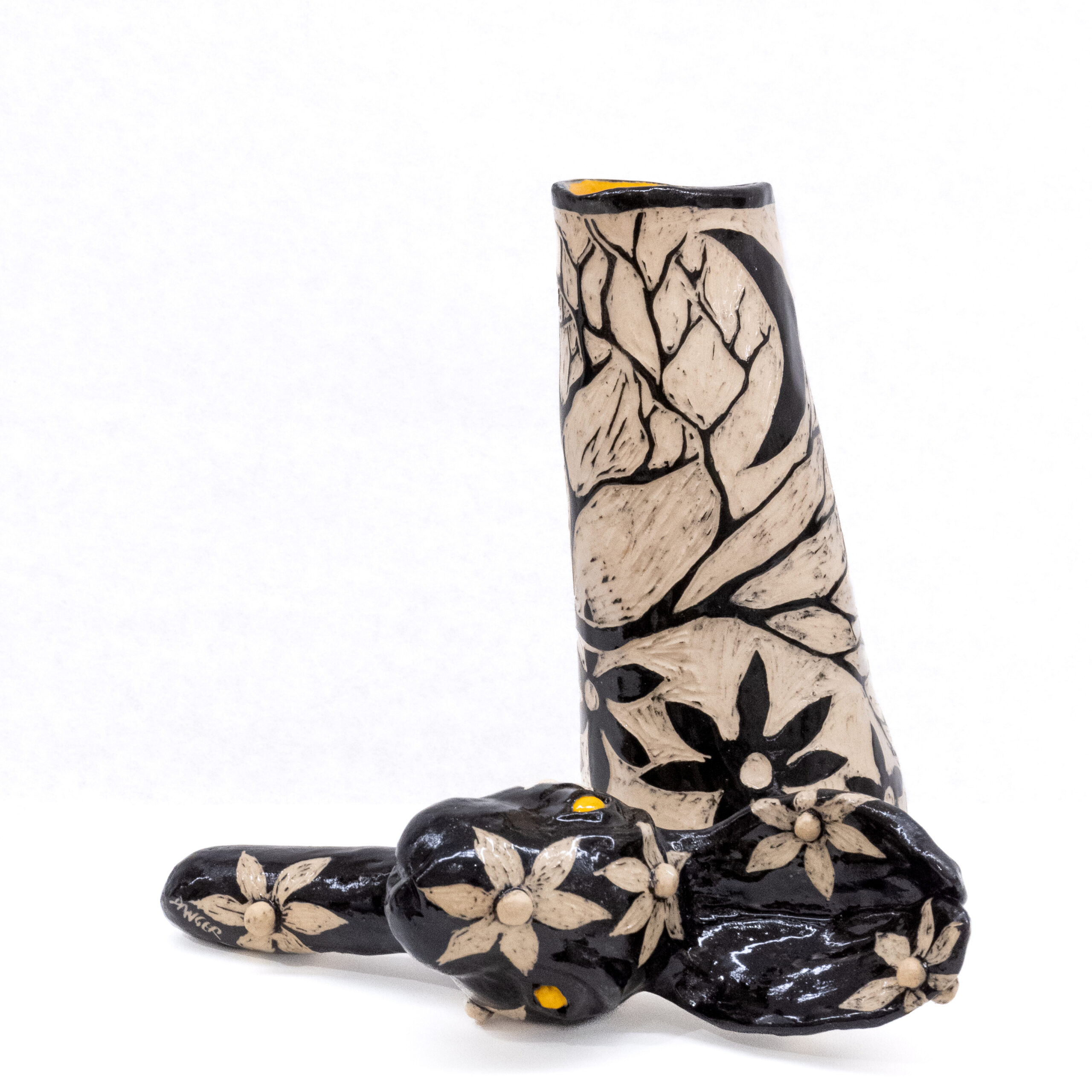 Jordan Danger: Rabbit Decanter Product Image 2 of 3