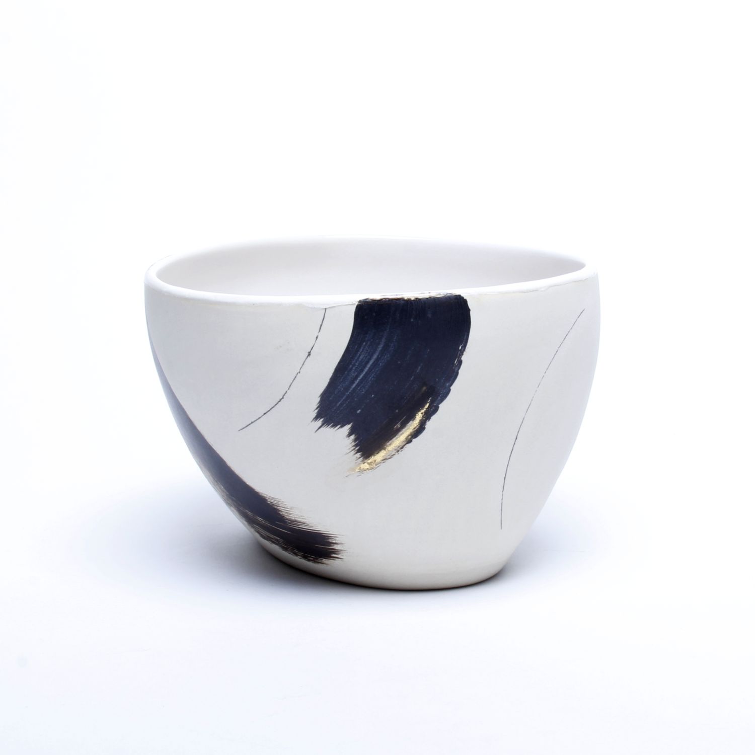 Jane Wilson: Large Black and White Bowl Product Image 4 of 4