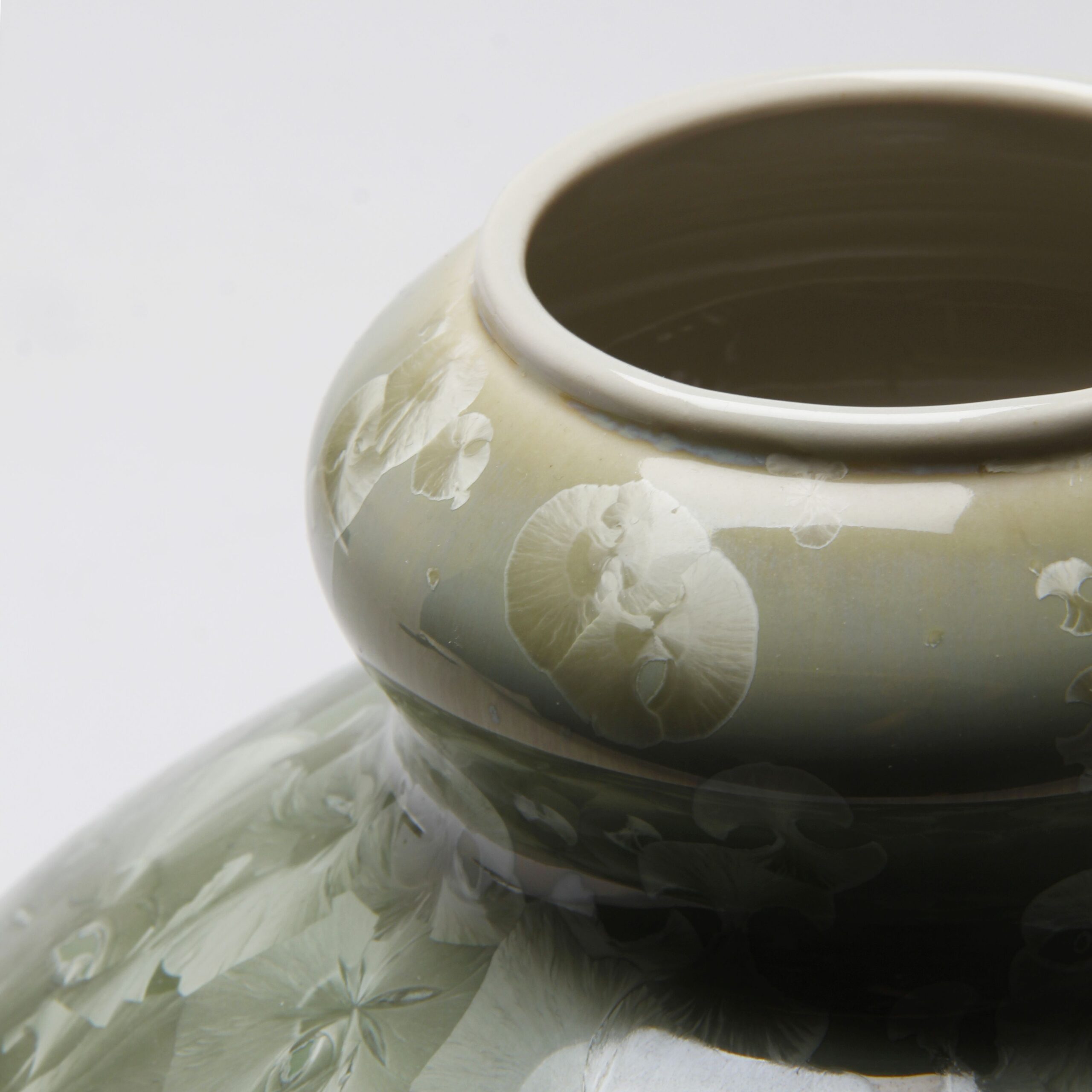 Yumiko Katsuya: Gold on Green Vase Product Image 3 of 4