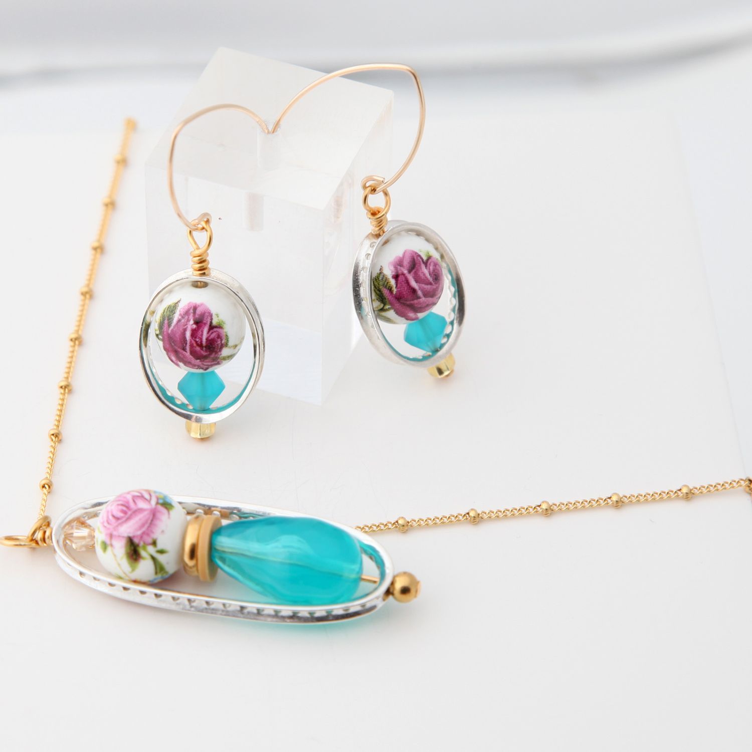 Farheen Ali: Rose Vase Necklace Product Image 4 of 4