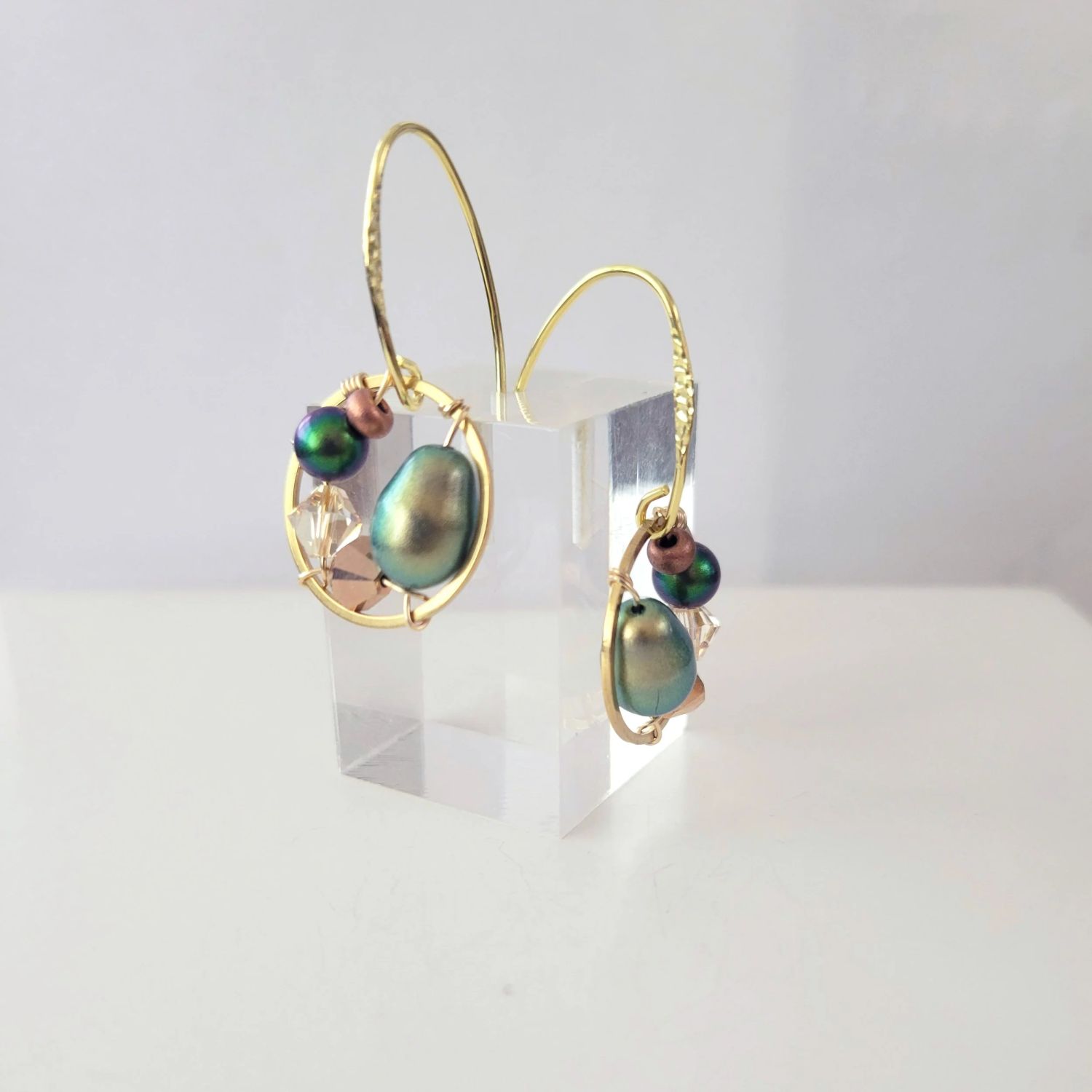 Farheen Ali: Green Pearl Drop Earrings Product Image 2 of 2