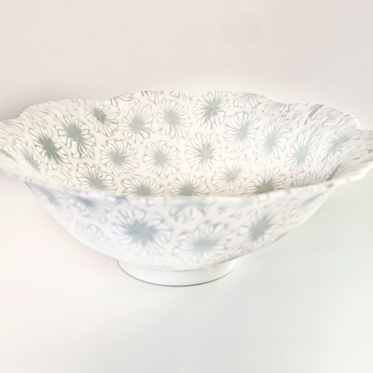 Eiko Maeda: Purple and White Bowl Product Image 1 of 2