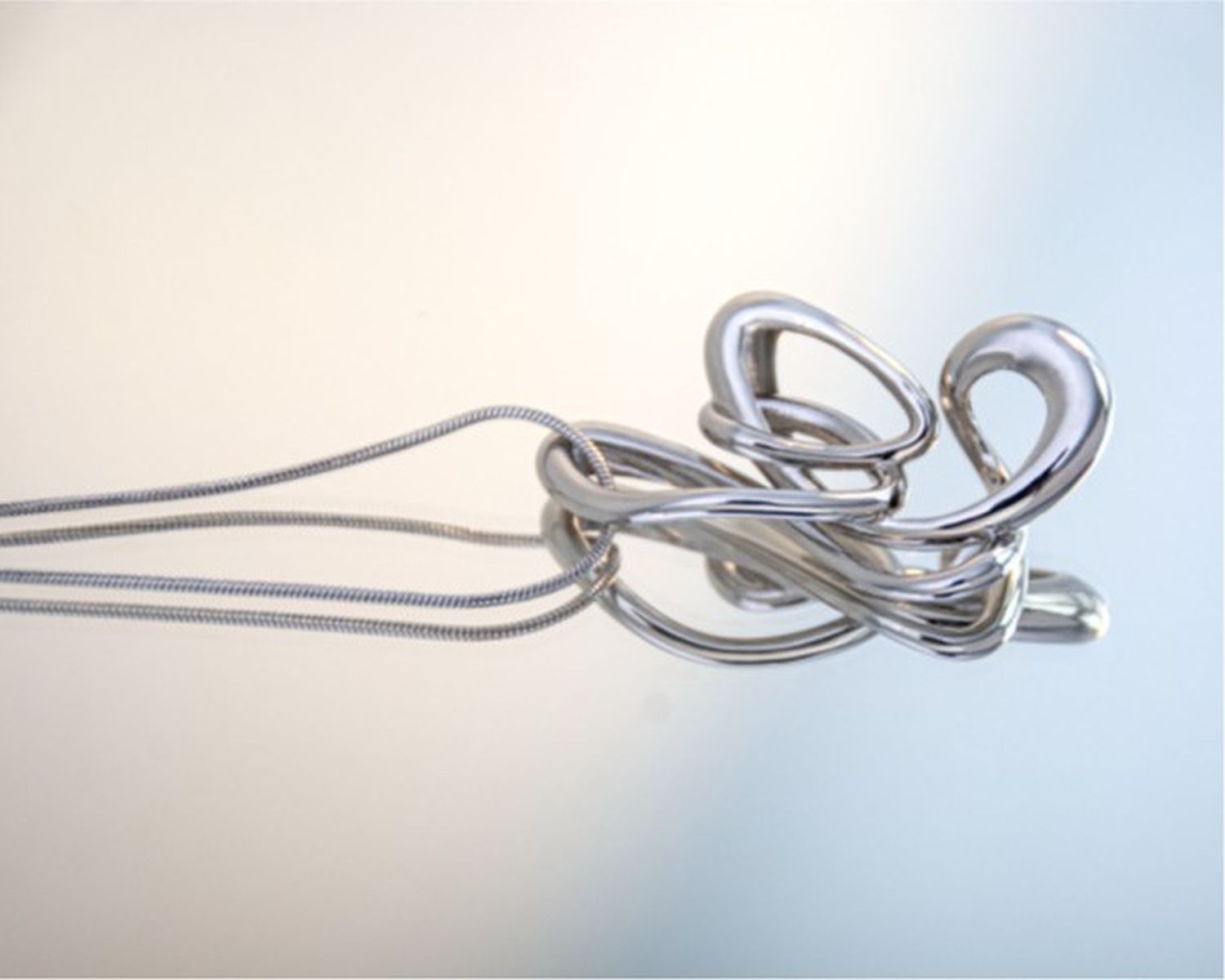 nood: Flicker Necklace – mirror Product Image 1 of 2
