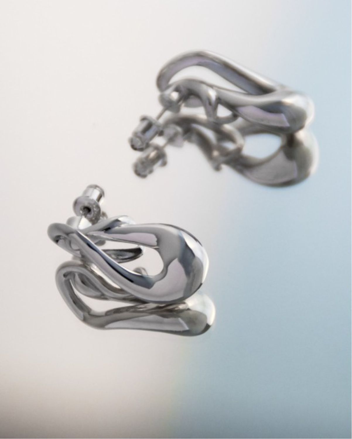 nood: Sea Snail Earrings – mirror Product Image 1 of 2