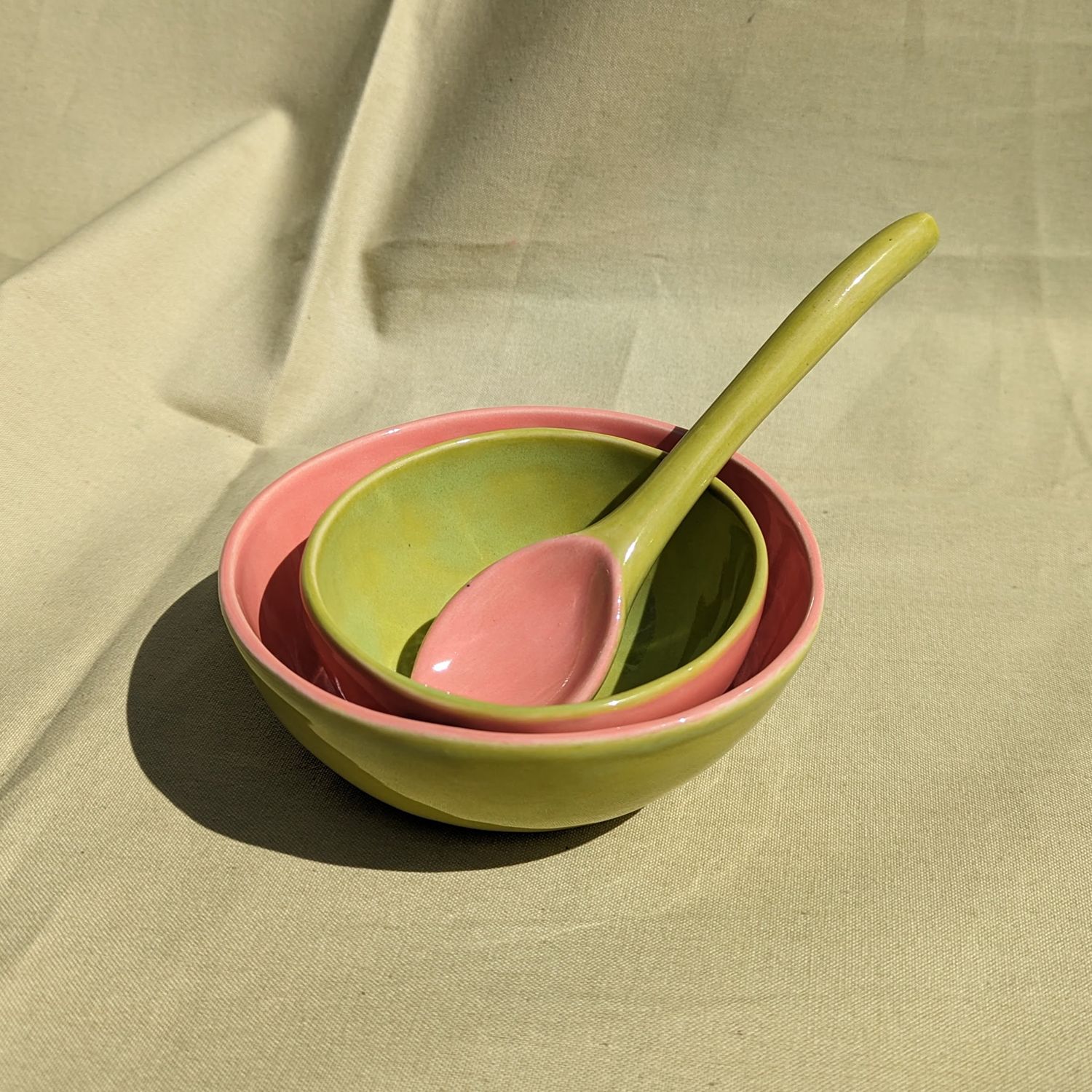Wendy Nichol: Medium Ice Cream Bowl – Assorted Colours Product Image 2 of 5