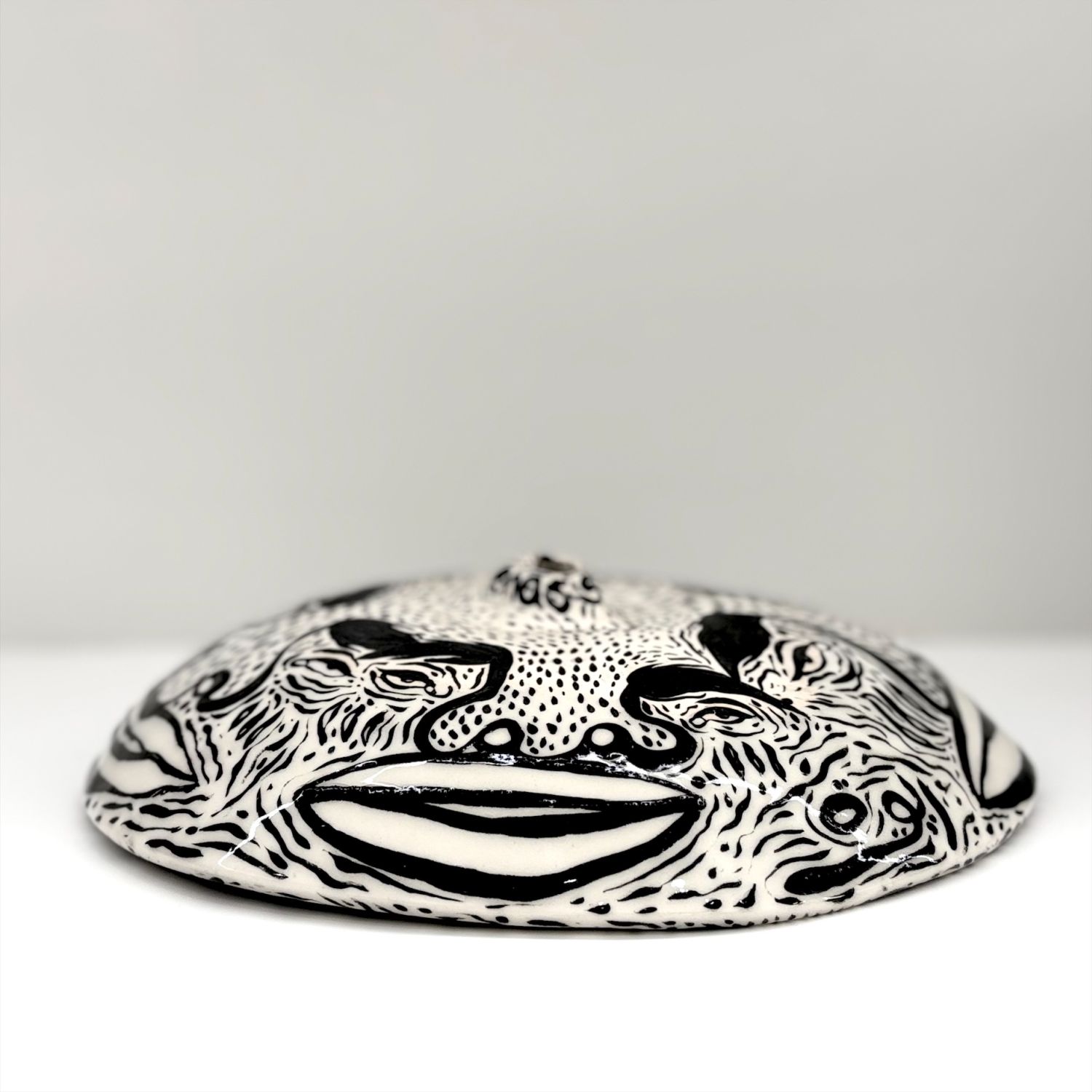 Enas Satir: Large Wall Plate with Faces Product Image 6 of 6