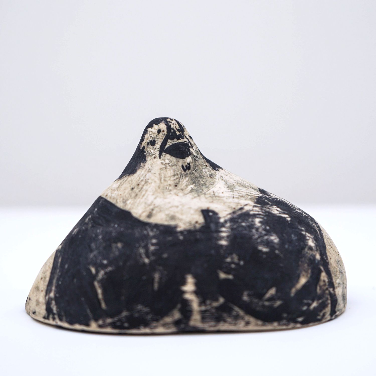 Enas Satir: Mini Bust in Black and White Product Image 9 of 9