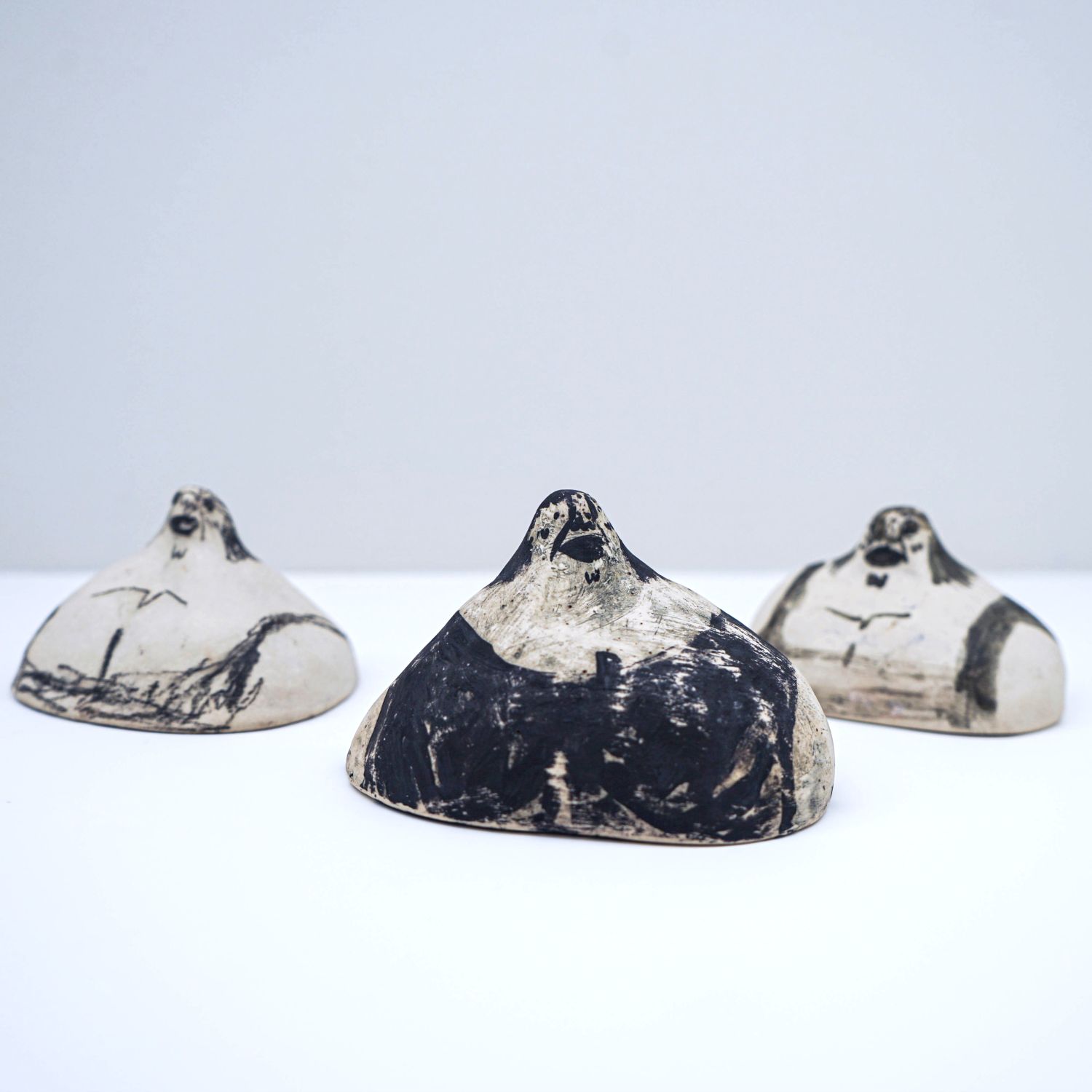 Enas Satir: Mini Bust in Black and White Product Image 8 of 9