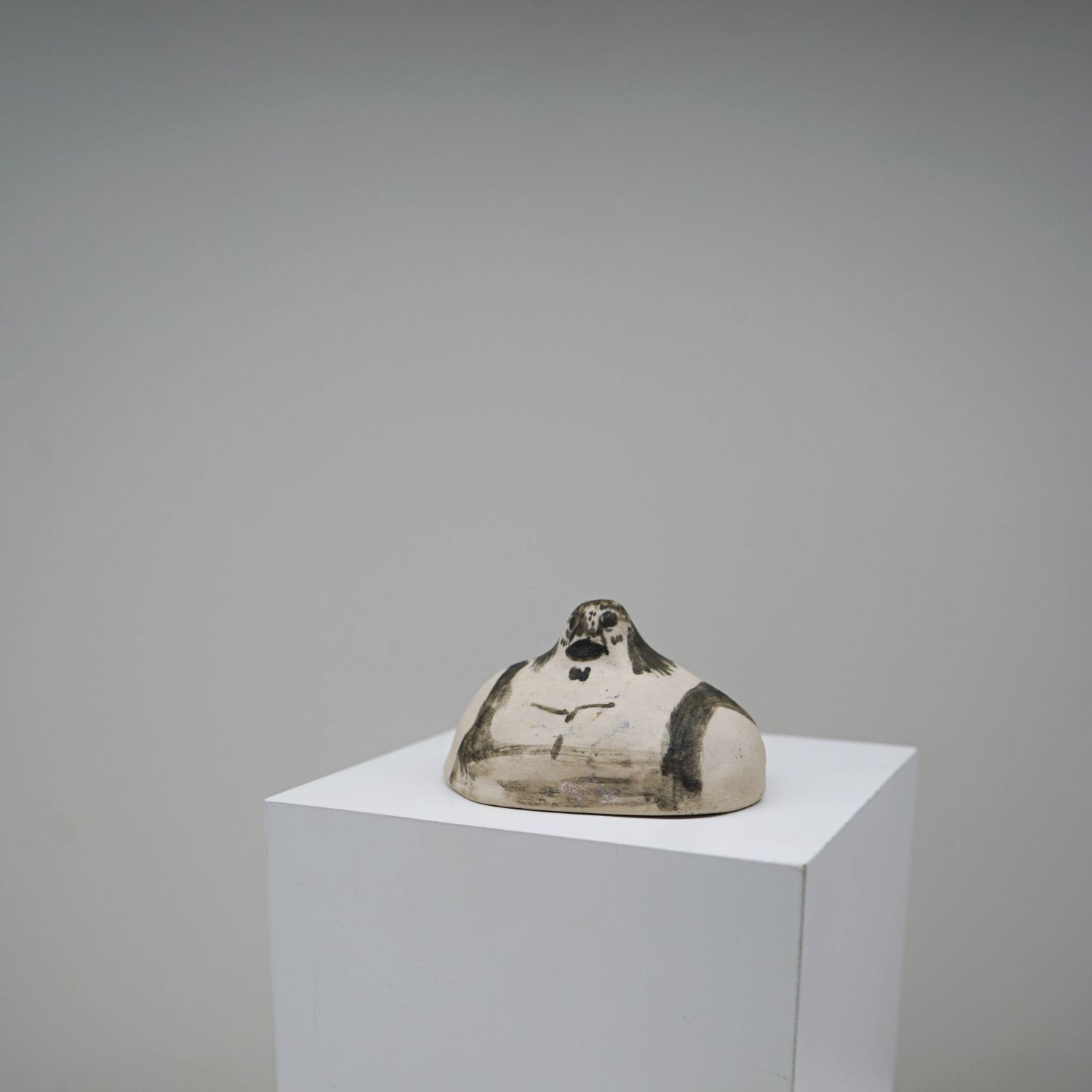 Enas Satir: Mini Bust in Black and White Product Image 7 of 9