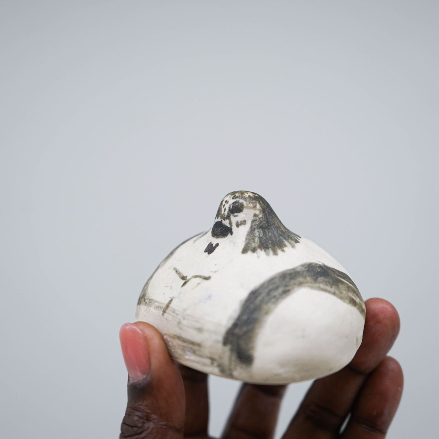 Enas Satir: Mini Bust in Black and White Product Image 4 of 9