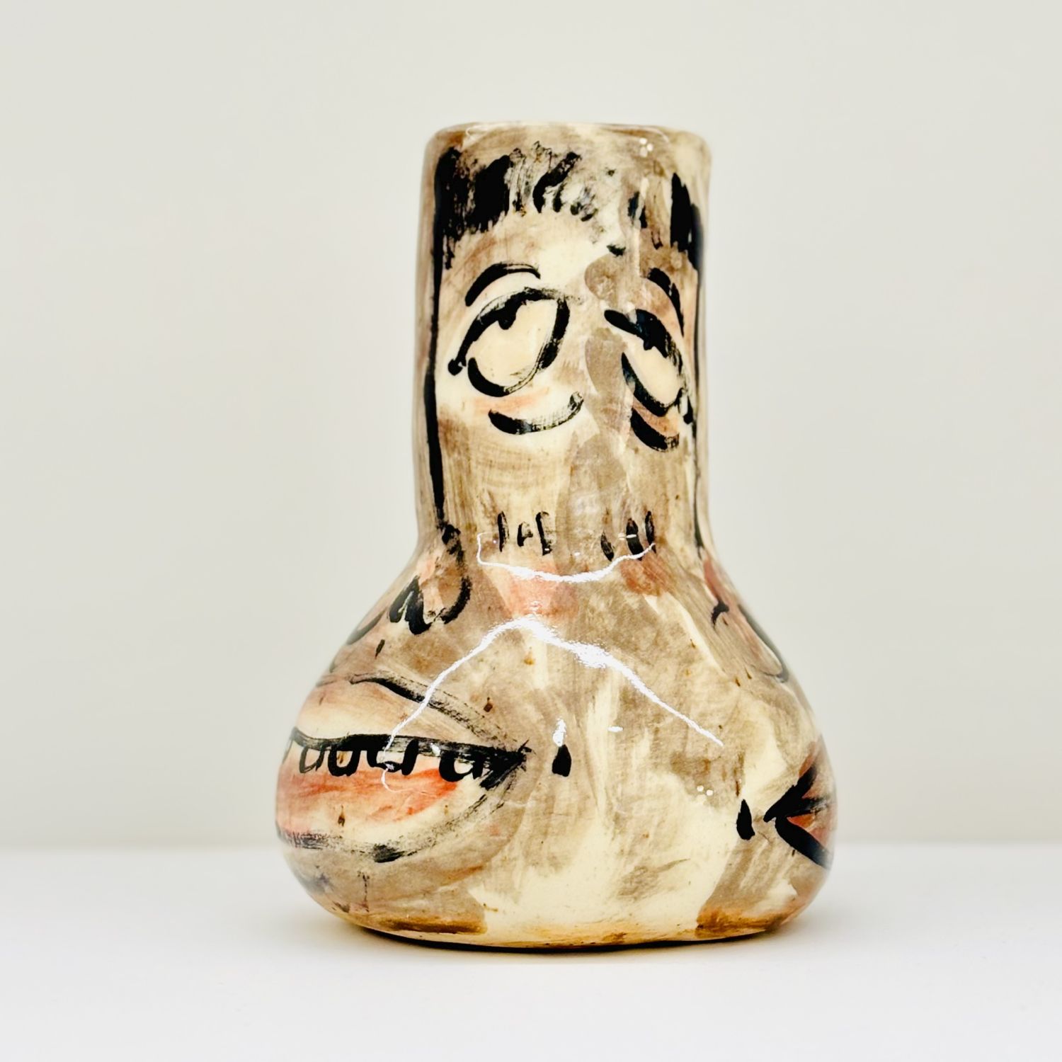 Enas Satir: Grey vase with face Product Image 4 of 4