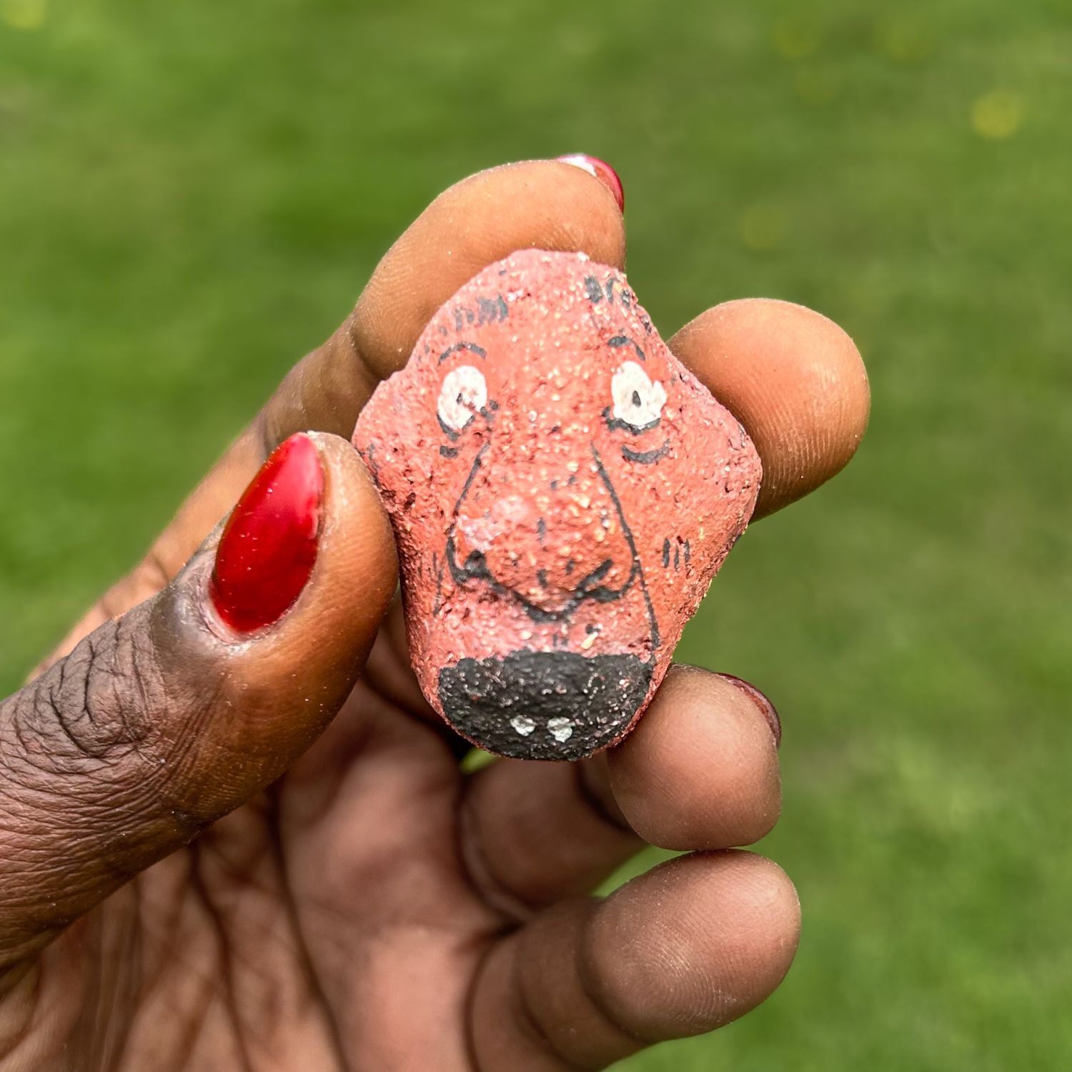 Enas Satir: Pocket Pebble Product Image 1 of 3
