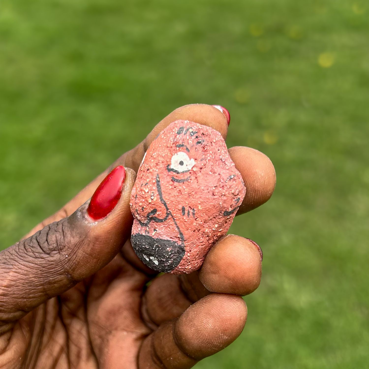 Enas Satir: Pocket Pebble Product Image 2 of 3