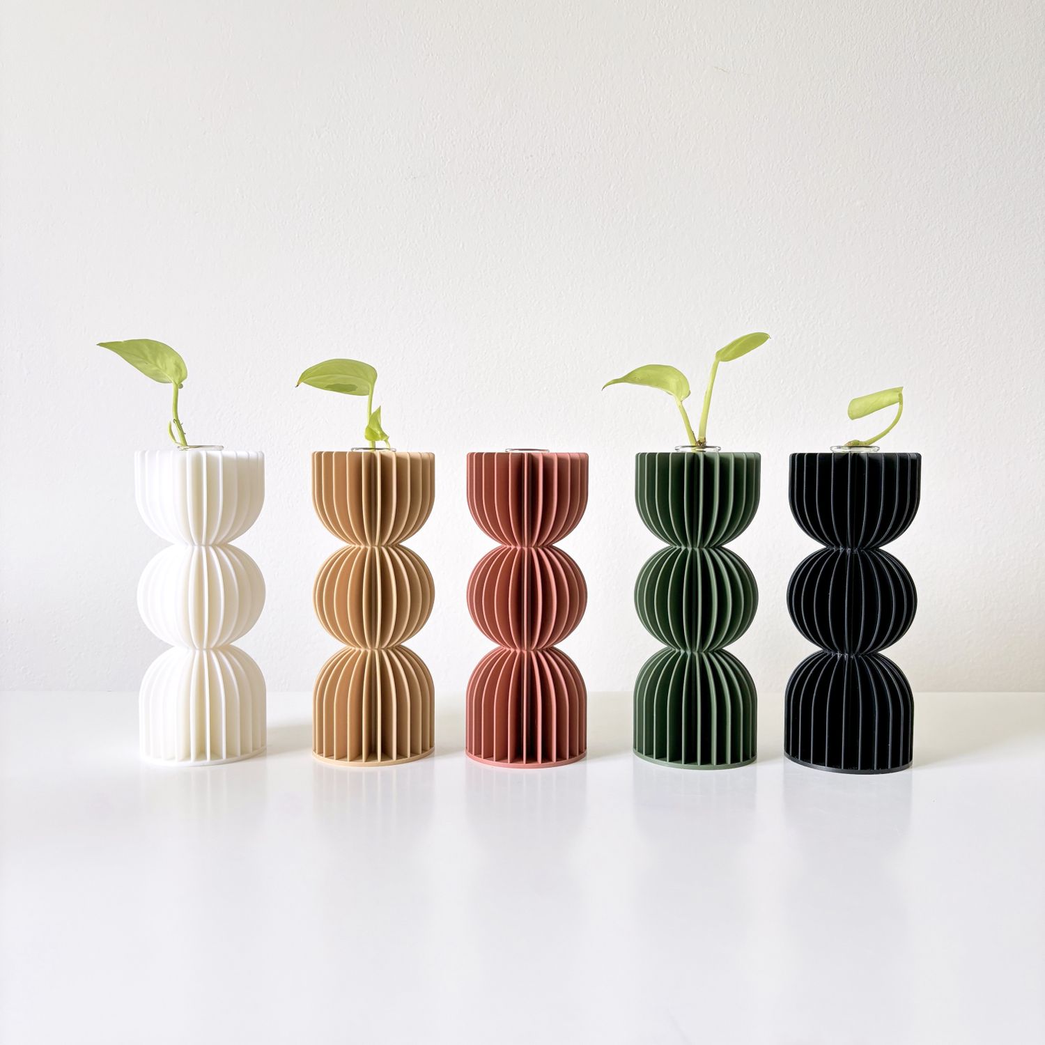 Sonnihaus Studio: BAUHAUS Vase – Matcha Green Product Image 2 of 2