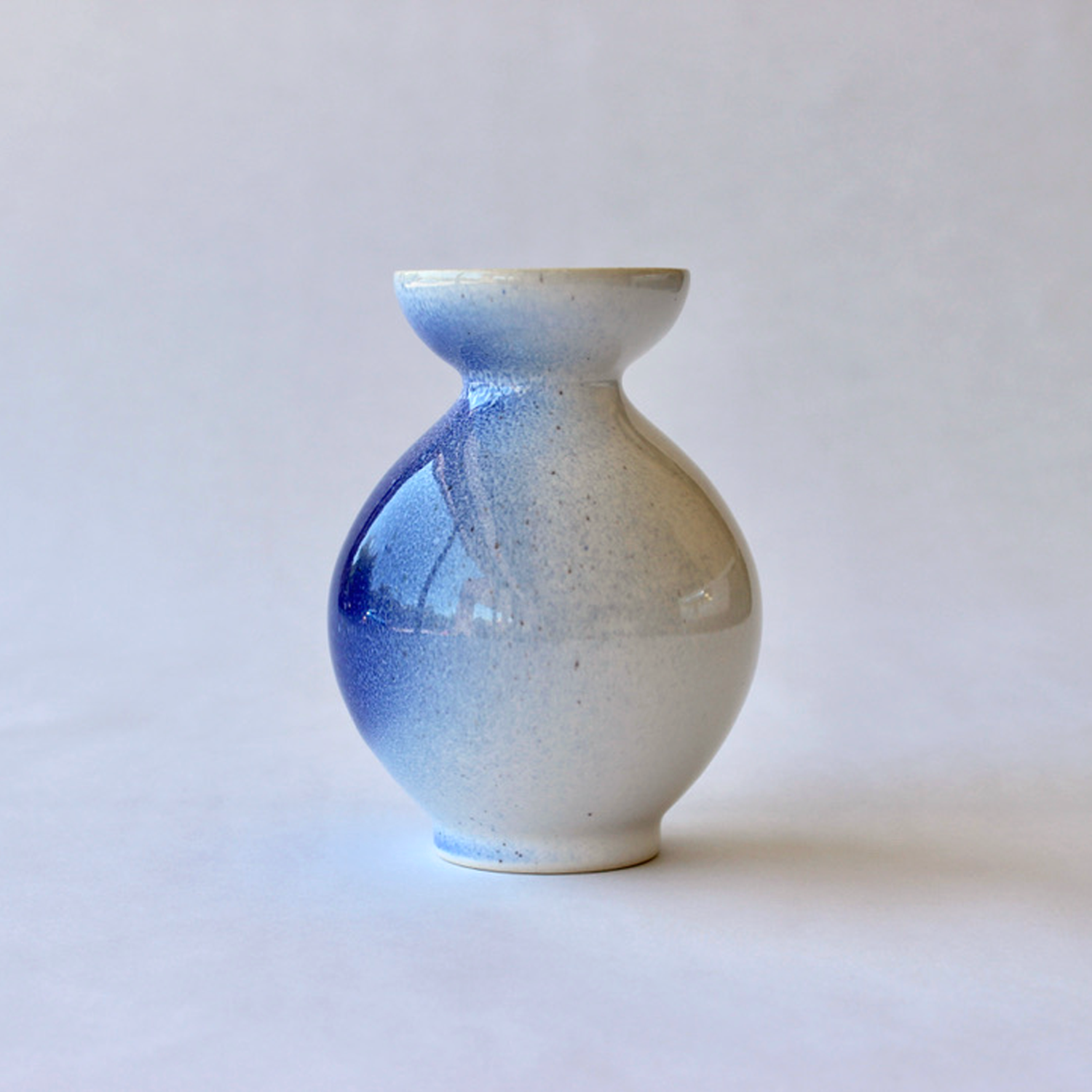 Annika Hoefs: Bud Vase with Flared Rim –  Gradient Side Product Image 1 of 1