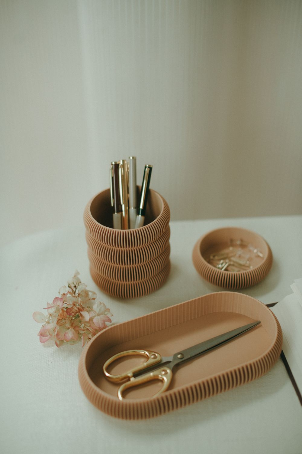 Sonnihaus Studio: CURV Small Catchall – Hazelnut Product Image 2 of 7