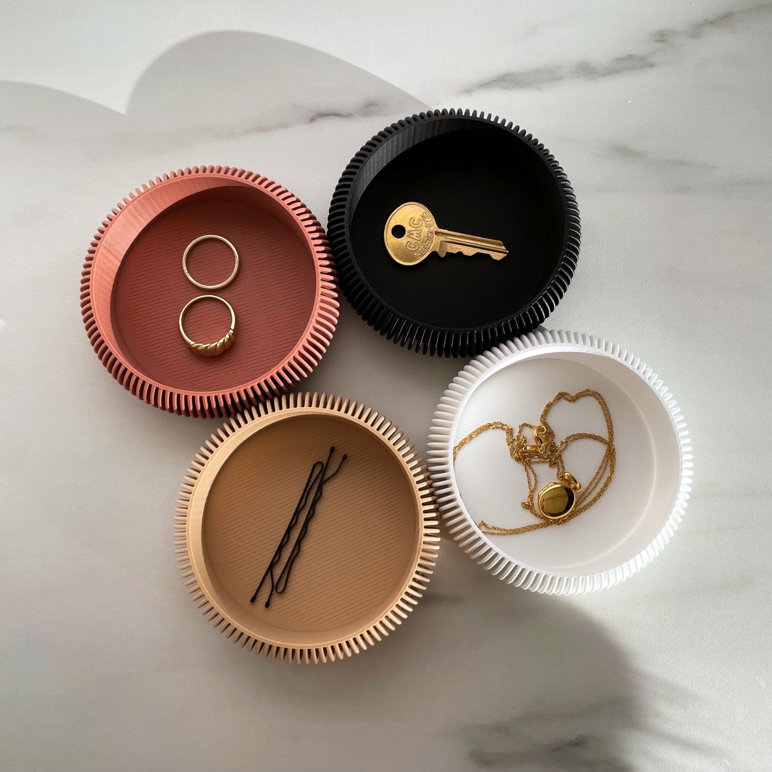 Sonnihaus Studio: CURV Small Catchall – Hazelnut Product Image 3 of 7