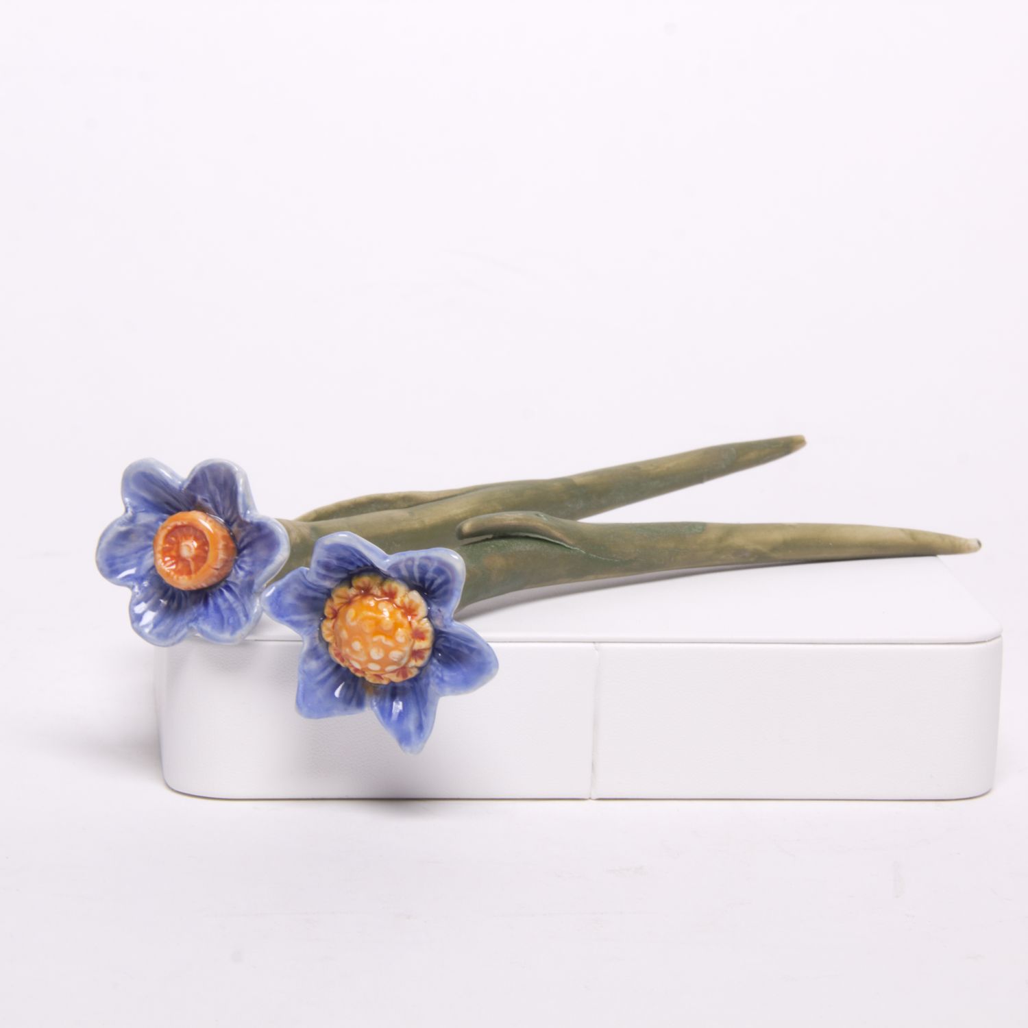 Eekta Trienekens: Narcissus Flowers (Each sold separately) Product Image 6 of 7