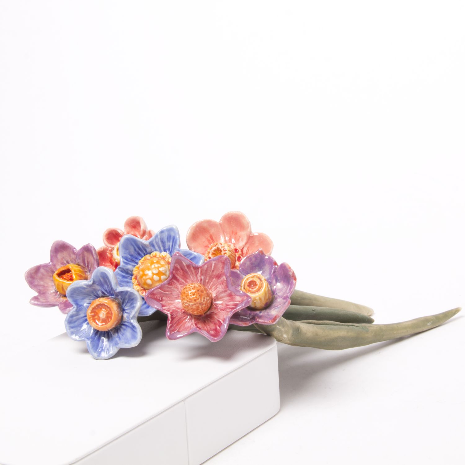 Eekta Trienekens: Narcissus Flowers (Each sold separately) Product Image 1 of 7