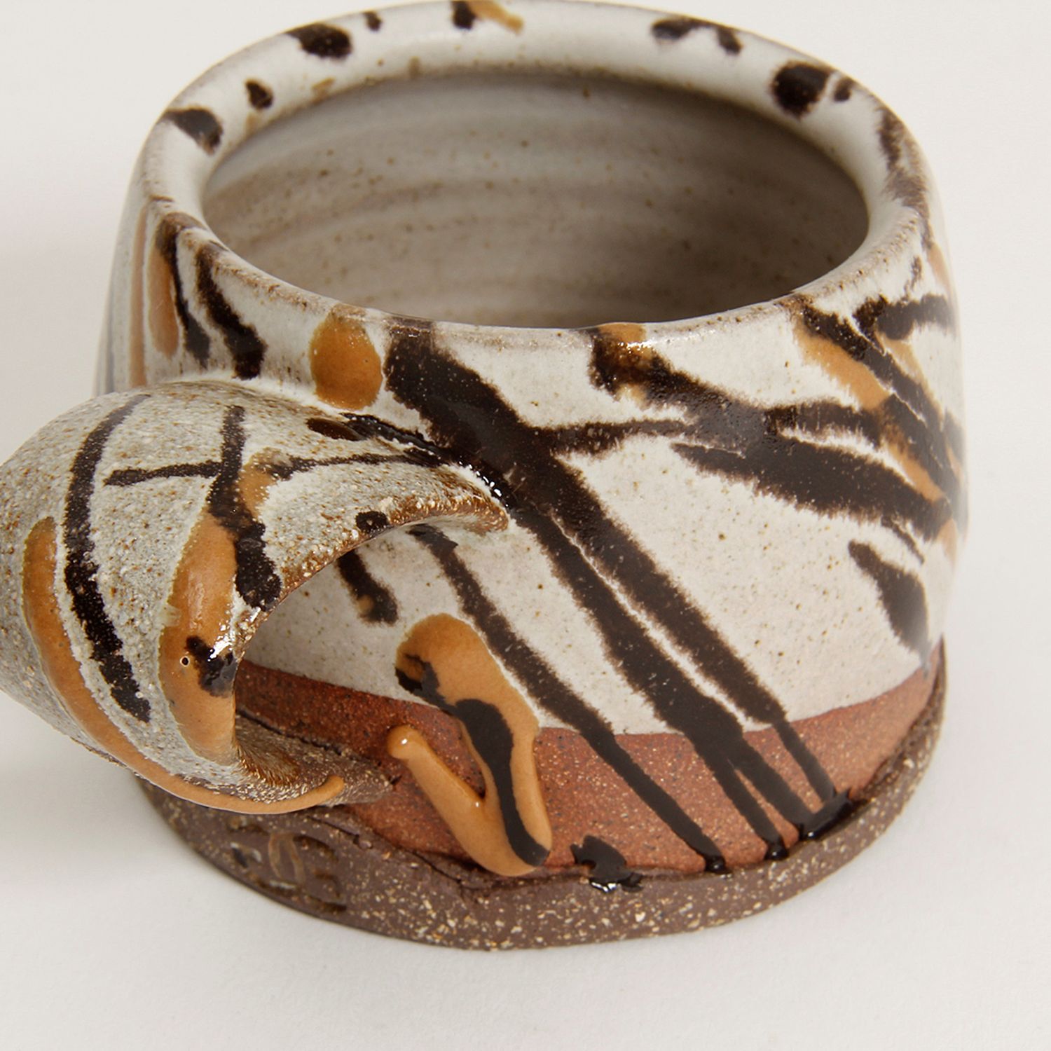 Gracia Isabel Gomez: Espresso mug in Brown Chocolate Product Image 5 of 6