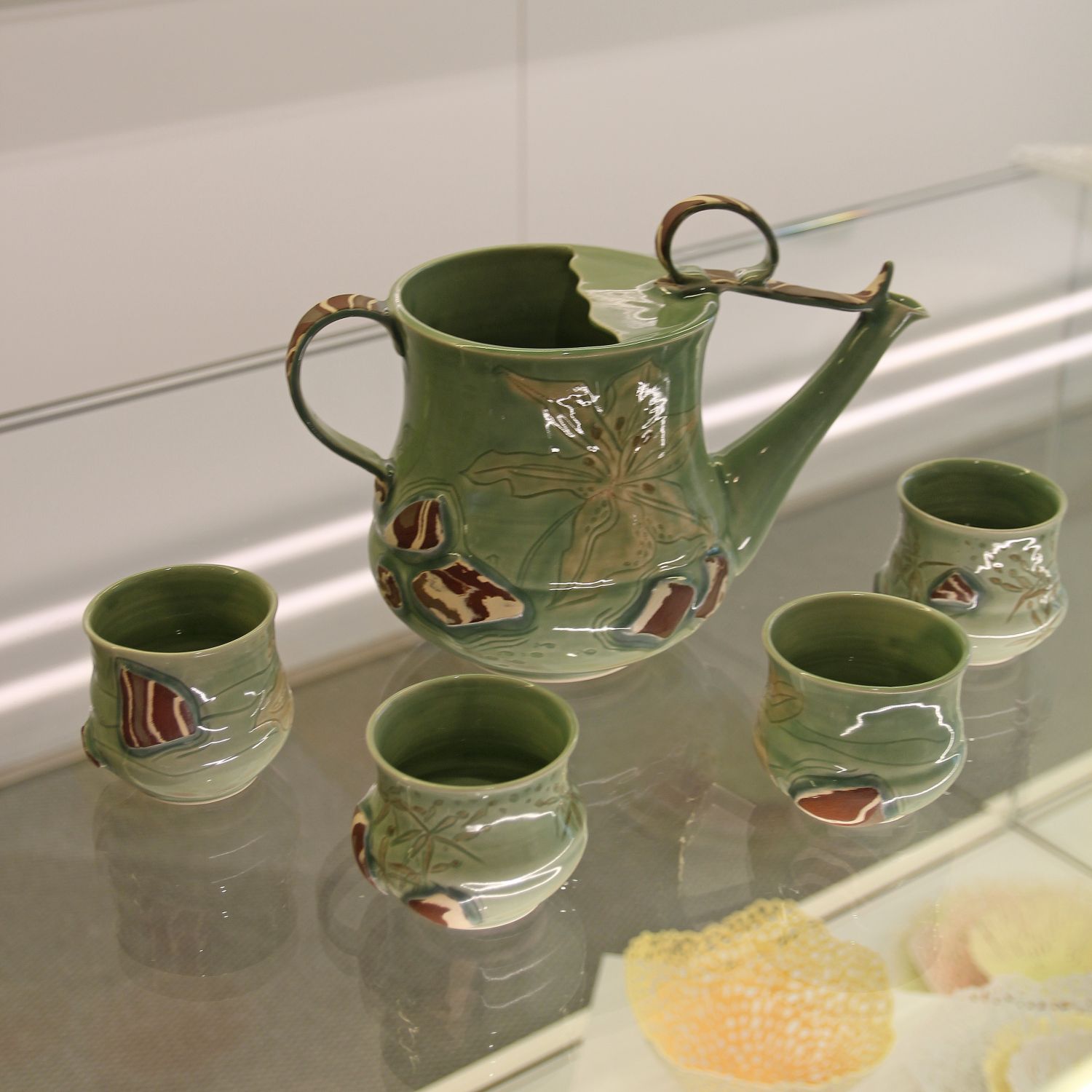 Kristina Rose Studios: Jug and Four Cups (Sold as a set of five) Product Image 5 of 6