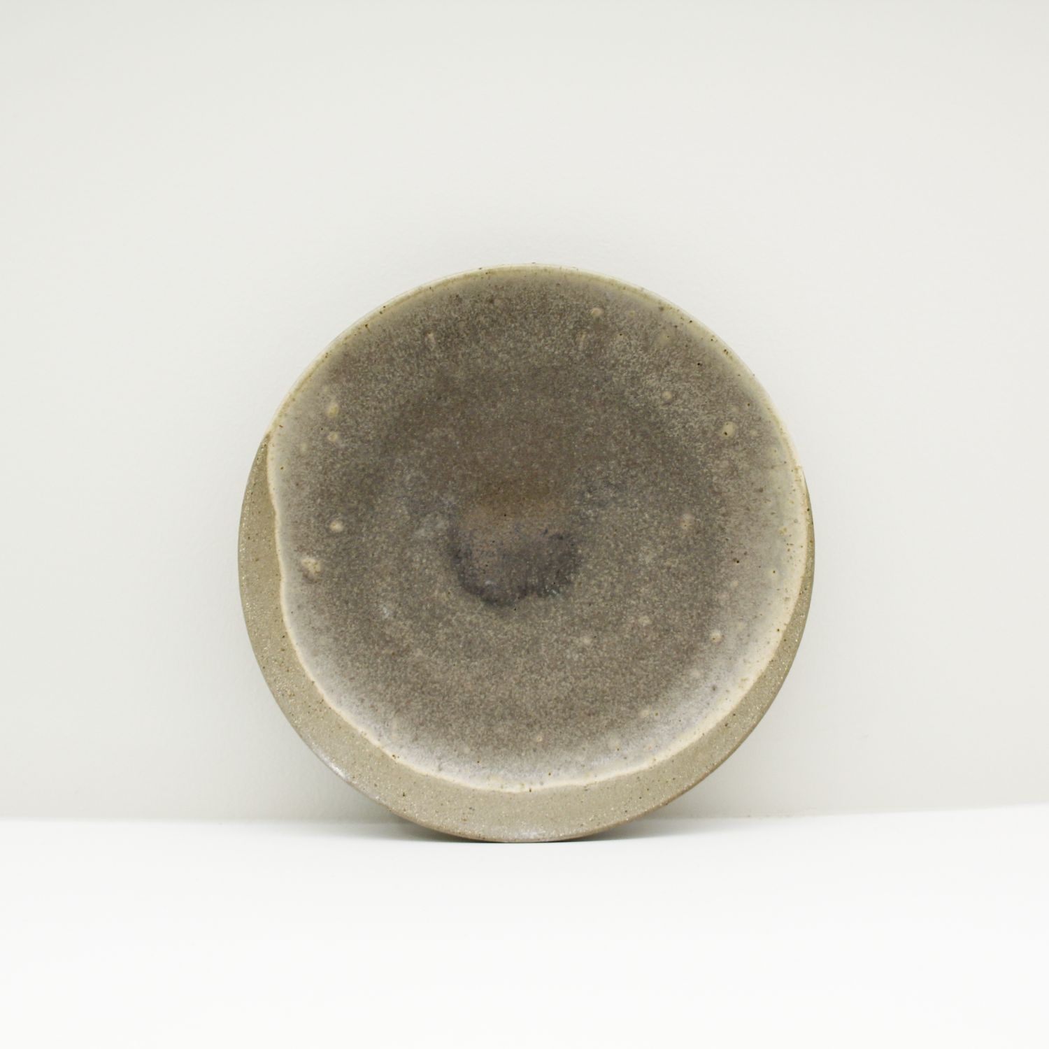 Janaki Larsen: Grey Clay Clamshell bowl Product Image 1 of 3
