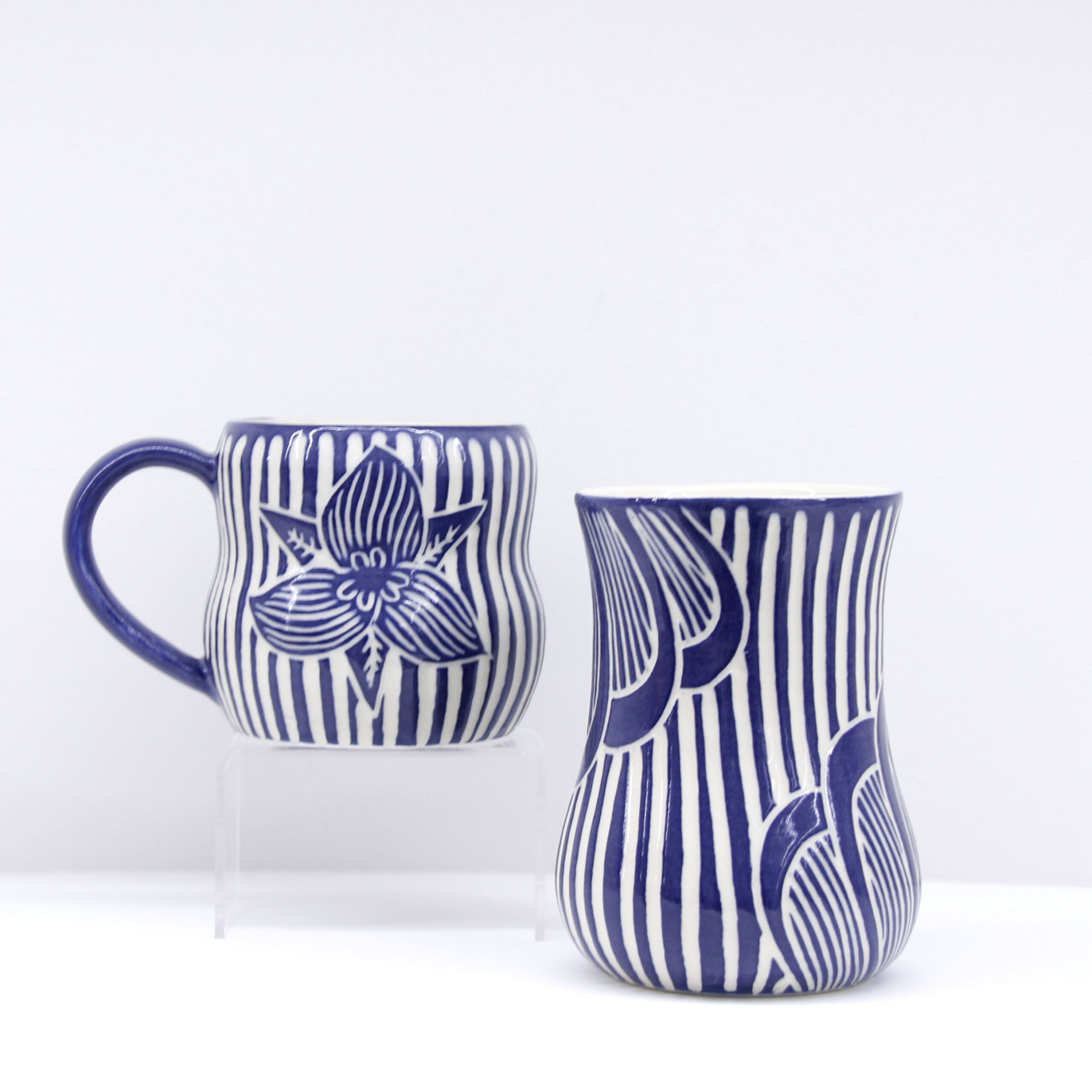 Kaas + Kate: Blue Fan Flower Vase Product Image 2 of 2