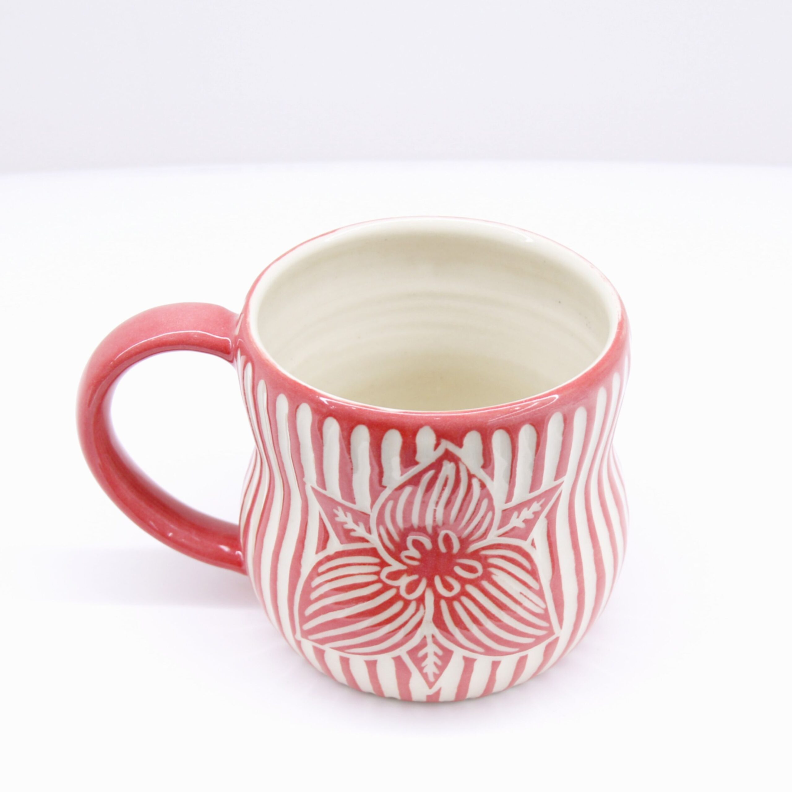 Kaas + Kate: Red Trillium Mug Product Image 4 of 4
