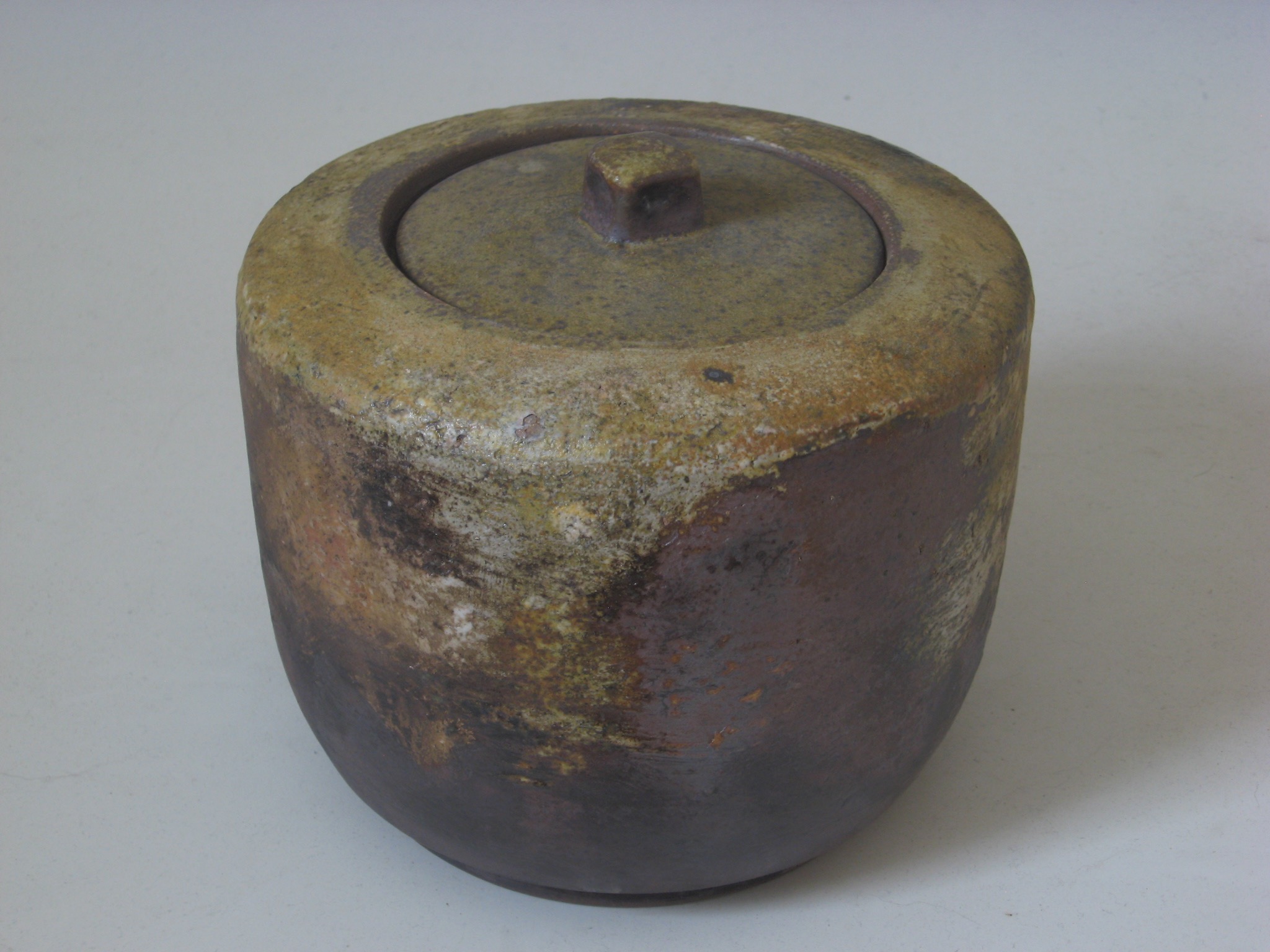 John Ikeda: Longwater Jar with Lid for Tea Ceremony Product Image 1 of 6