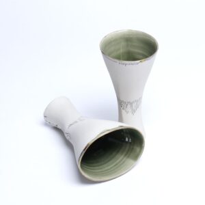 Jane Wilson-350120- green vase-01