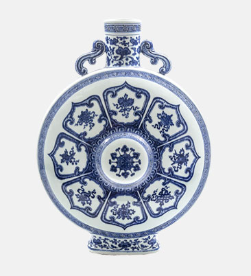 Chinese blue and white porcelain flask