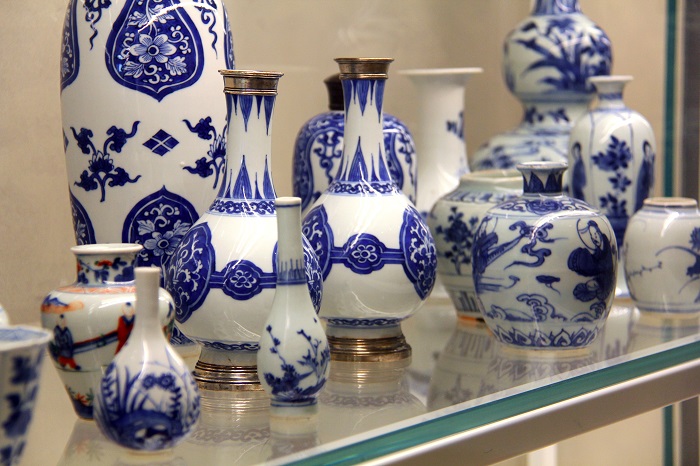 Chinese pottery valuable Chinese porcelain: