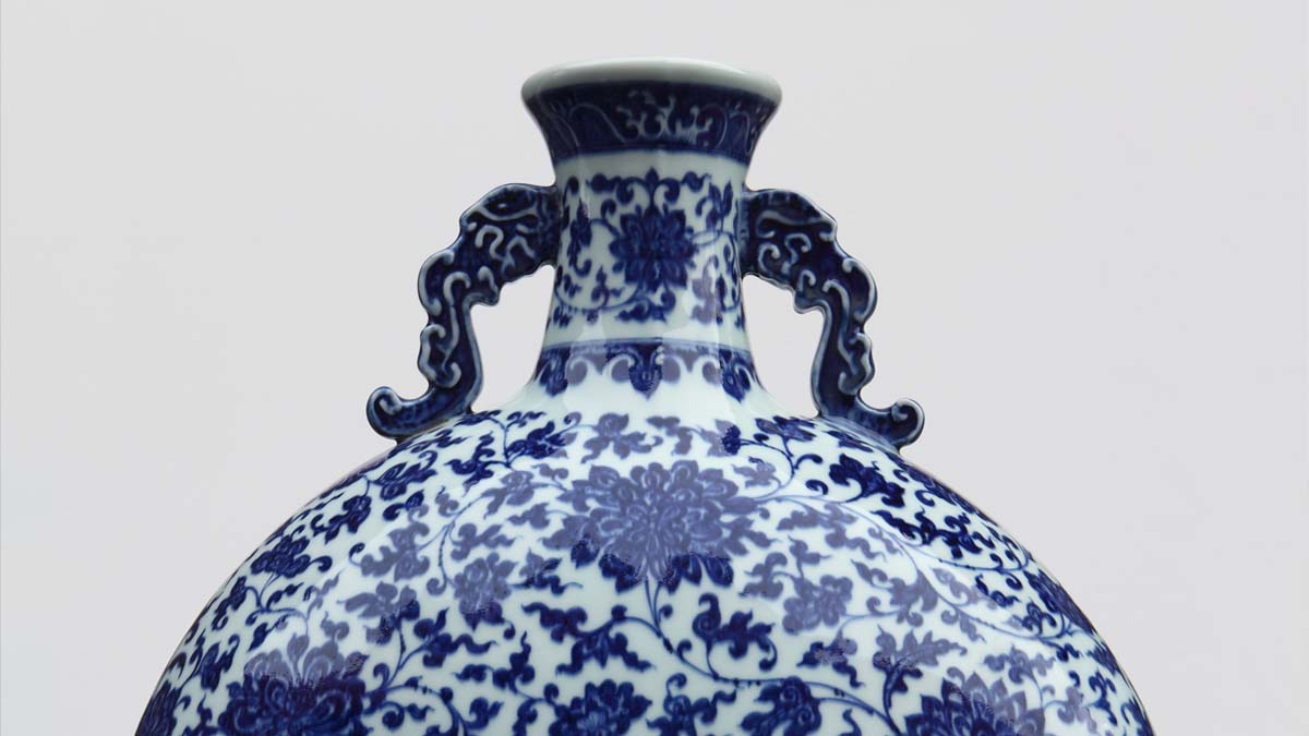 Ai Weiwei, Blue and White Moonflask, 1996 (detail)
